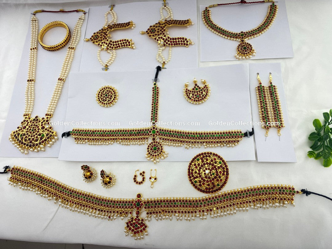 Full classical temple jewelry set including Jhumka, Oddiyanam, and Vanki
