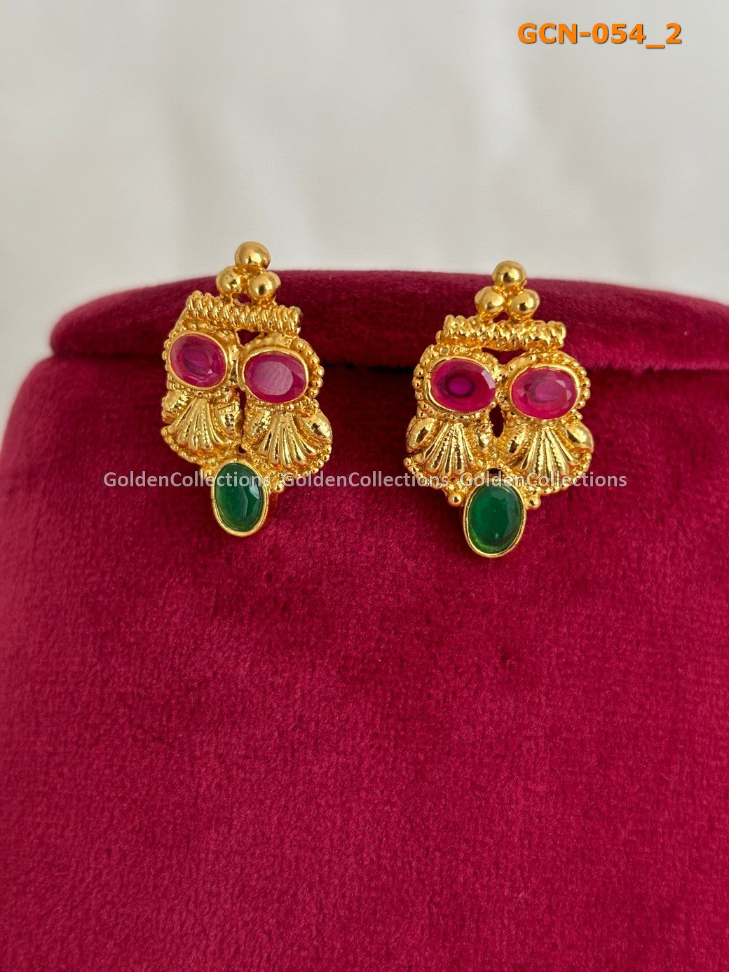 Best Necklaces For Women : Short Necklace Fashion GoldenCollections 3