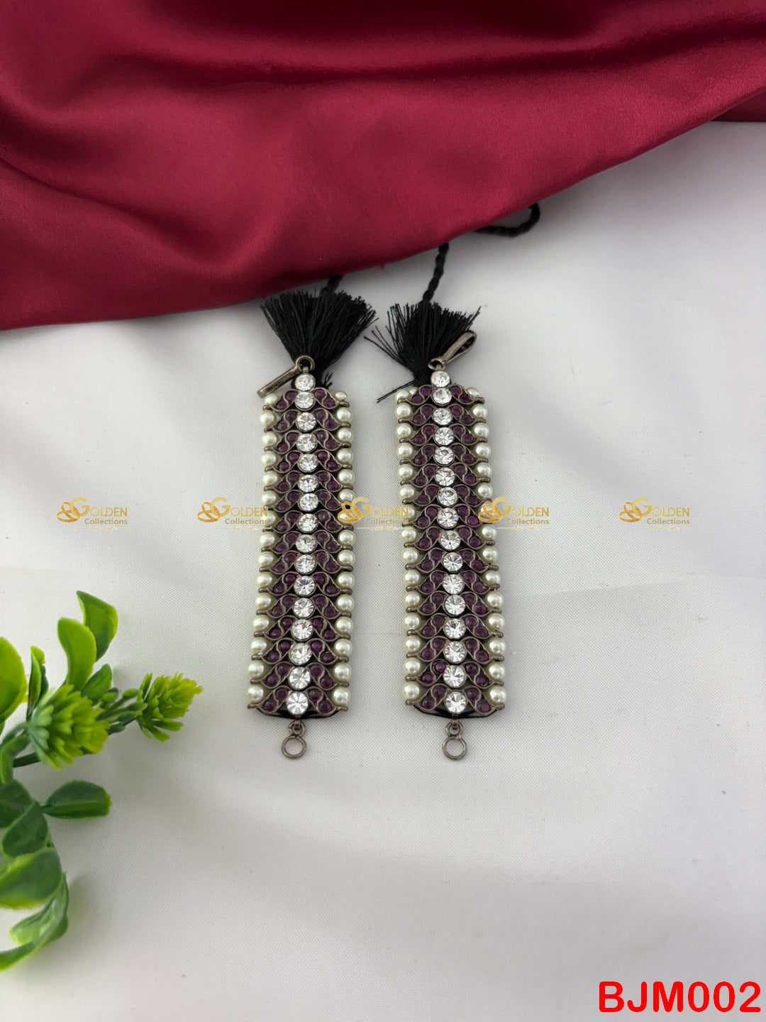 Kemp stone Bharatanatyam mattal jewellery piece