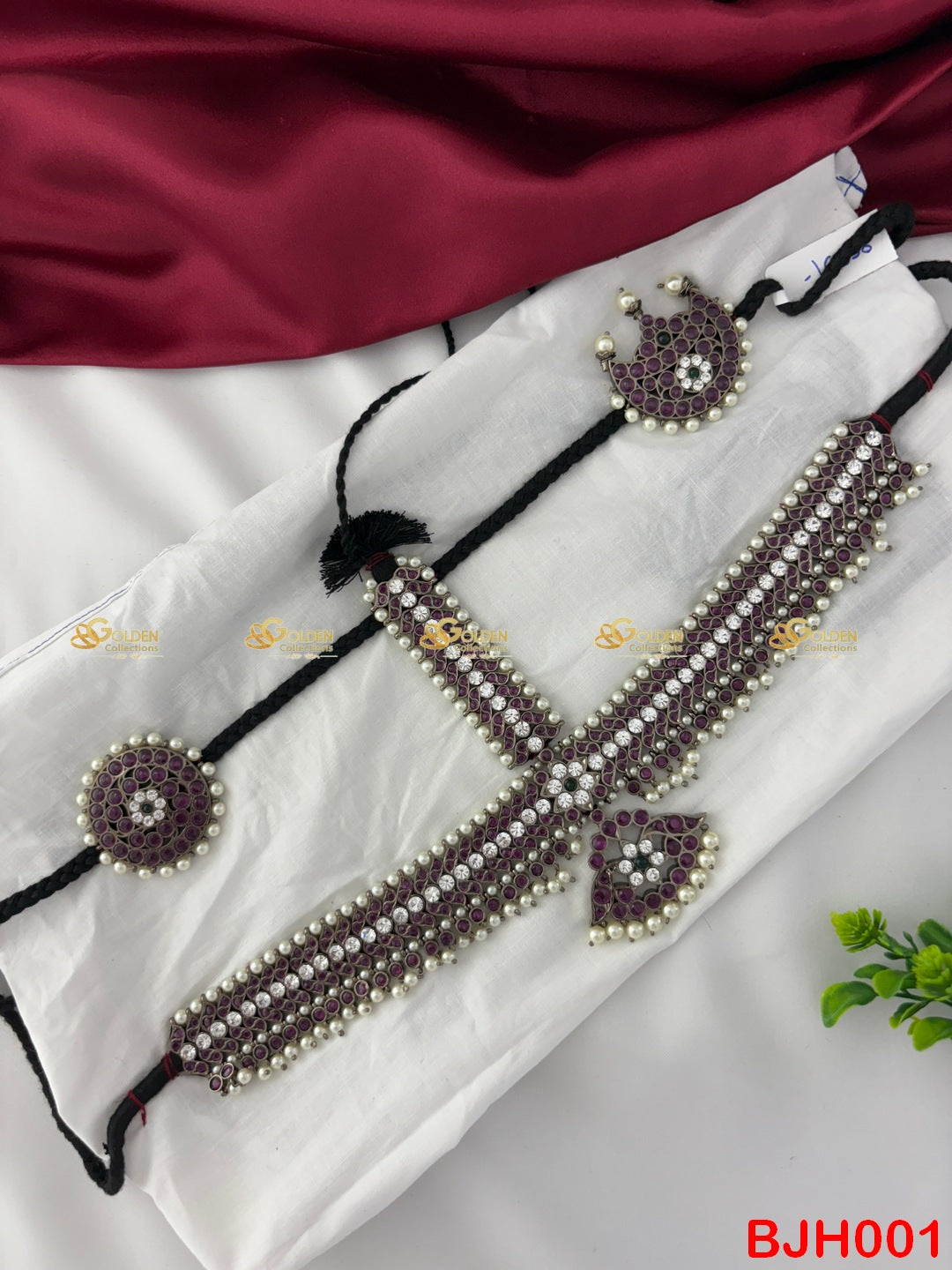 Black Kemp Bharatanatyam Headset in temple jewelry style at GoldenCollections.com.