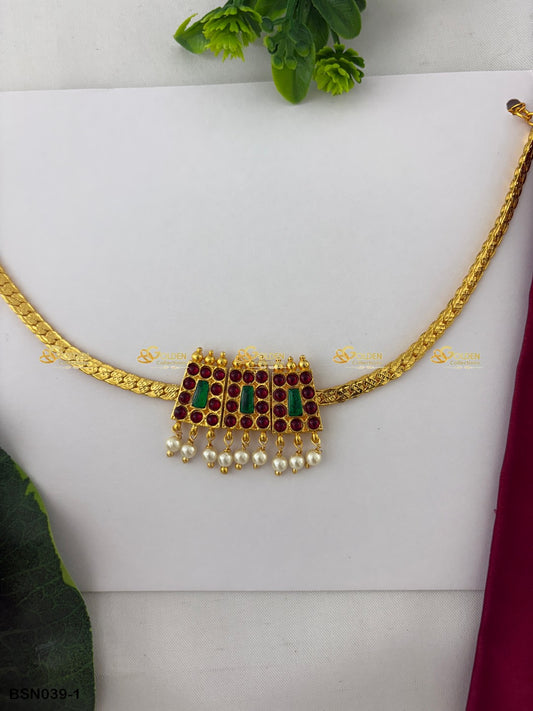 Graceful Short Haram Bharatanatyam Temple Necklace , Color: Multi, Style: Short Necklace Image 2