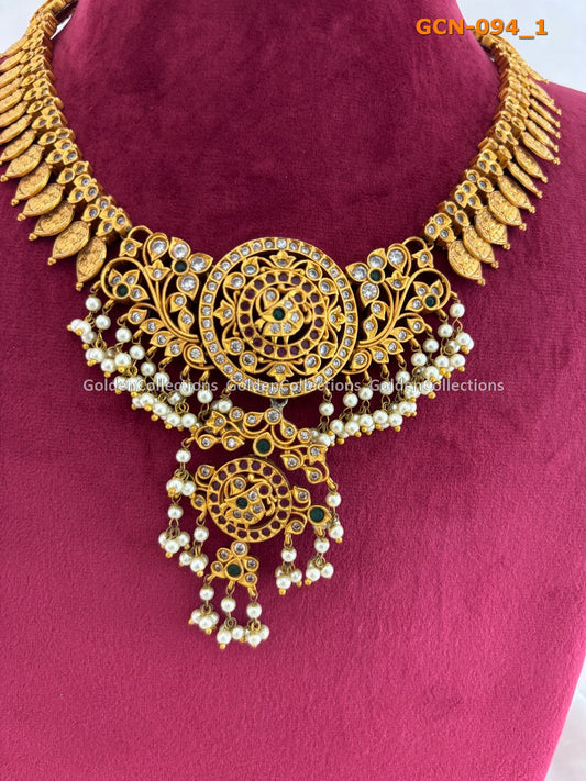Heavy Necklace : Fashion Jewellery Necklace Designs Golden Collections 2