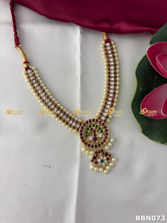 Kemp Short Necklace with Pearls & Pendant | Bharatanatyam Jewellery