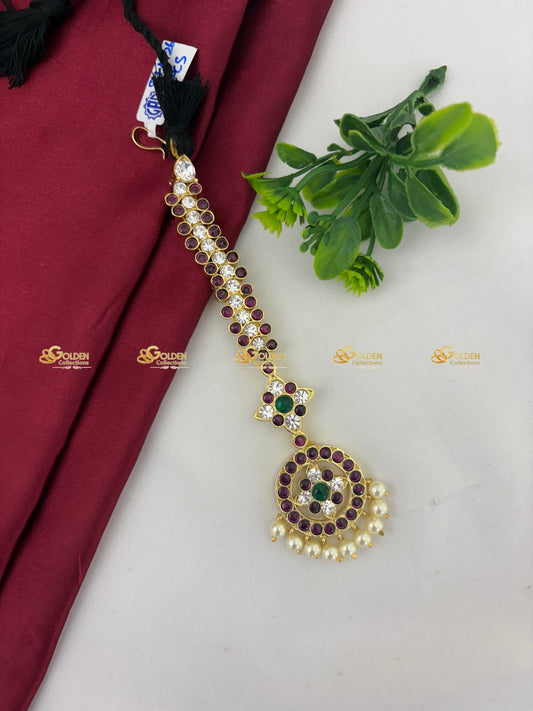 Maang Tikka Real Kemp And Pearl Designs For Bharatanatyam Color: Kemp Style: Maang Tikka Image 2