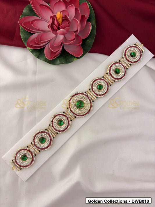 Measurement and scale view of Medium Deity Waist Belt Vaddanam for Idols for fit checking