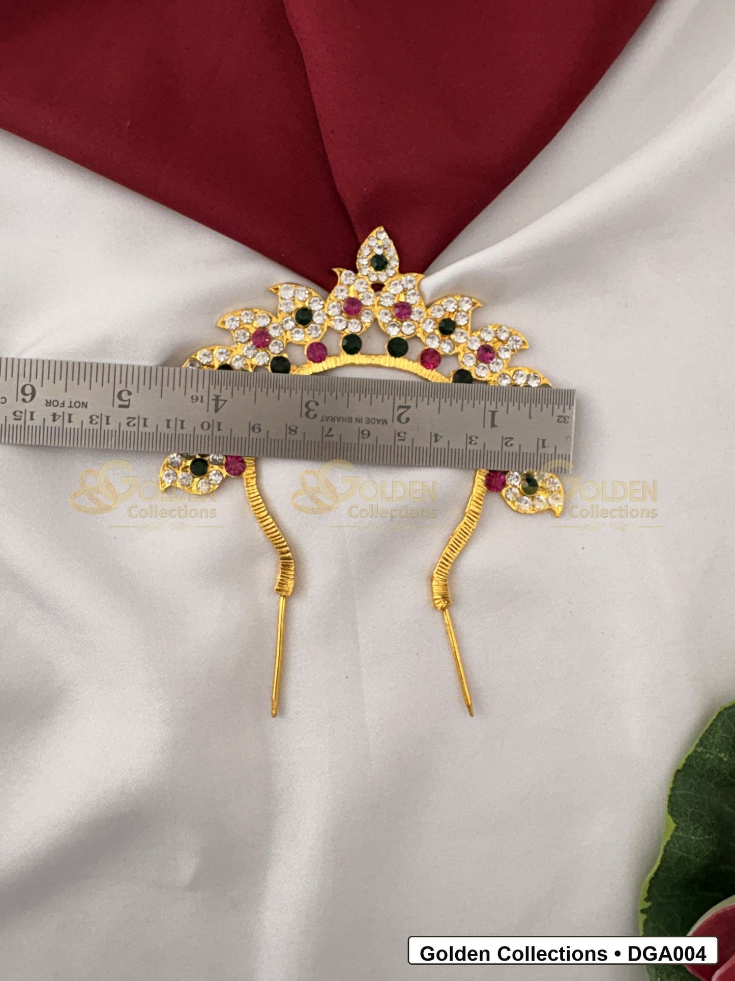 Back or measurement view of Small Deity Arch for Idol Alankaram for crown and idol framing reference