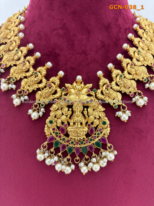 Stone Necklace : White Costume Jewelry Necklace GoldenCollections 2