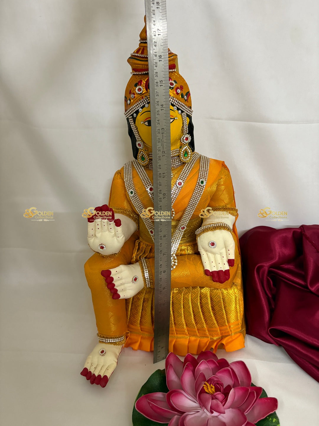 Lakshmi Devi Vigraham Ideal for Varalakshmi Vratham VVD-130-3