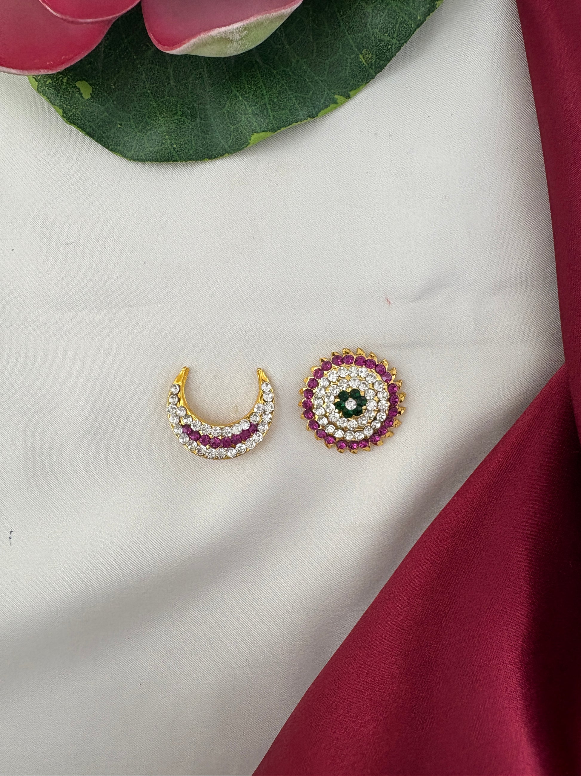 Traditional Surya Chandra Jewellery For Deities Dsm003 Image 1