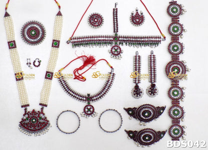 antique temple jewellery set bharatanatyam goldencollections