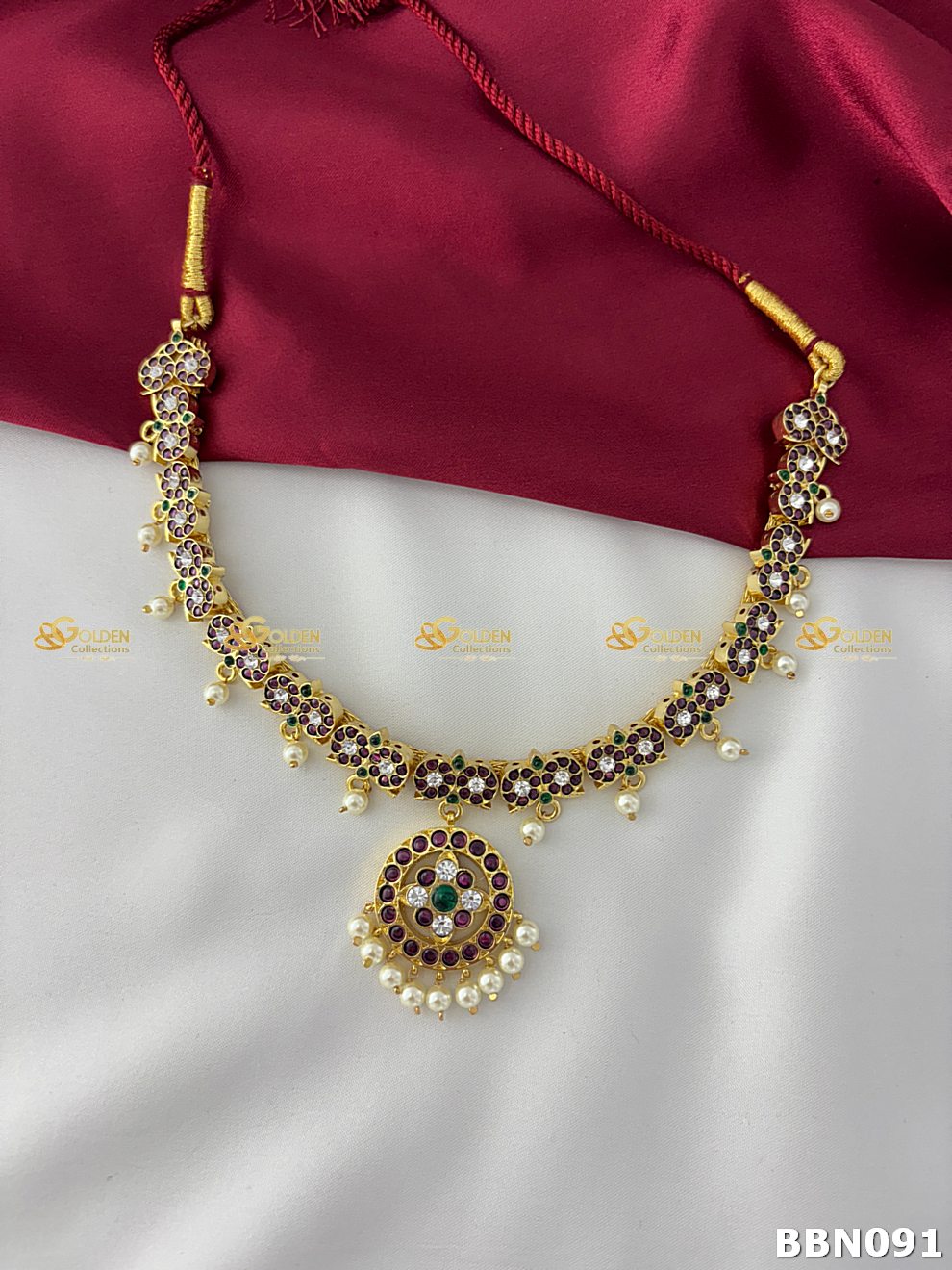 Bharatanatyam Kemp pearl short necklace with round pendant for Arangetram and Rangapravesam