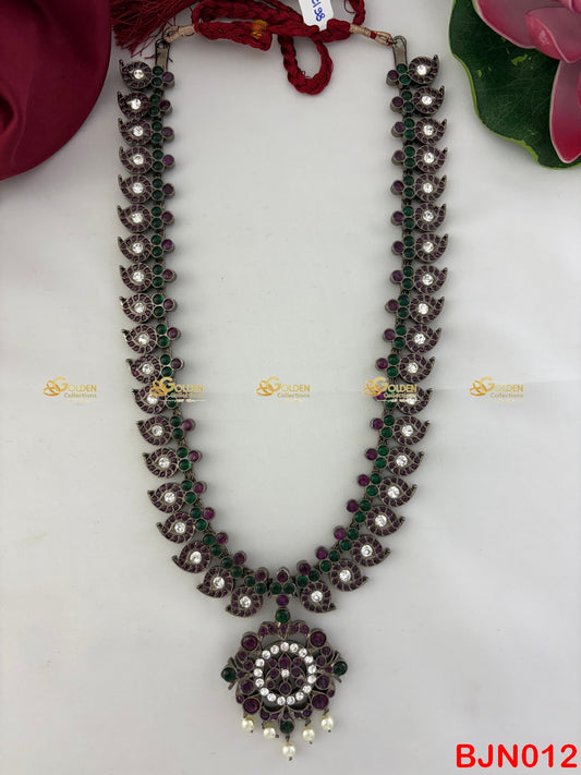 Bharatanatyam Mango Long Haram with Round Pendant | Black Kemp Temple Jewellery