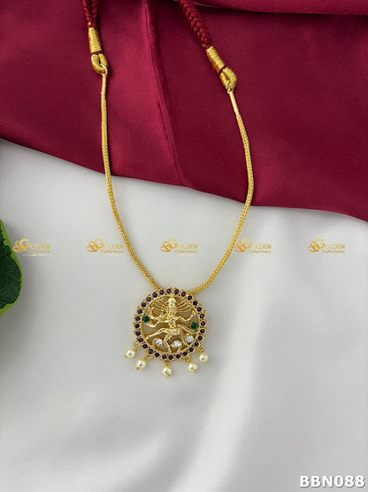 Bharatanatyam Nataraja short necklace with Kemp stones and pearl drops