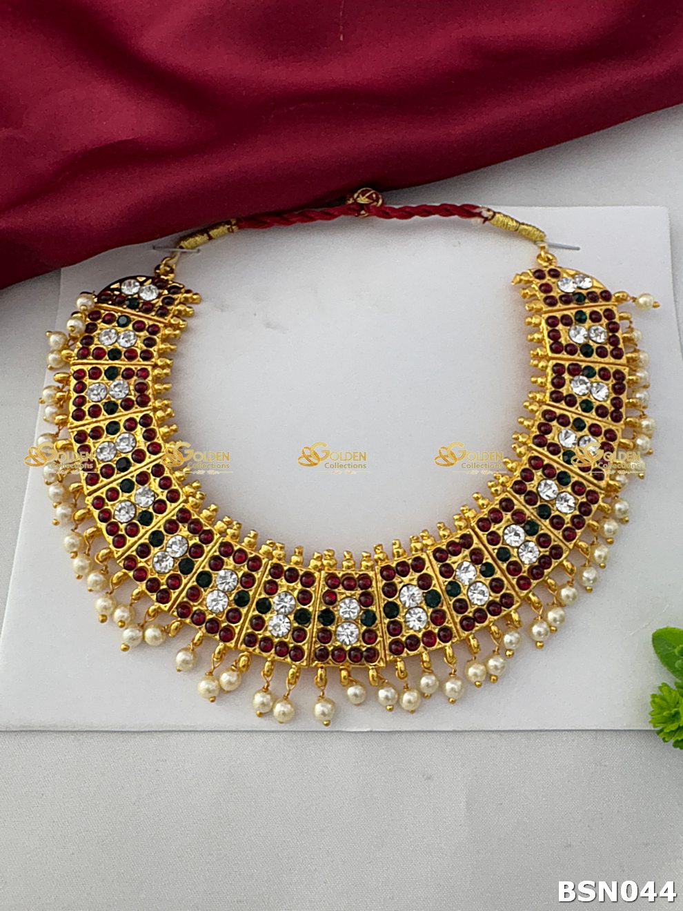 Bharatanatyam Short Necklace – Square Kemp Temple Jewellery Goldencollections