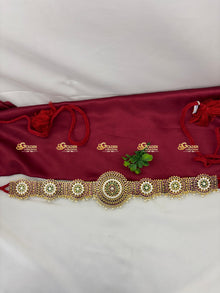 Real Kemp Vaddanam Oddiyanam Waist Belt for Bharatanatyam BBW005 with red-green kemp stones