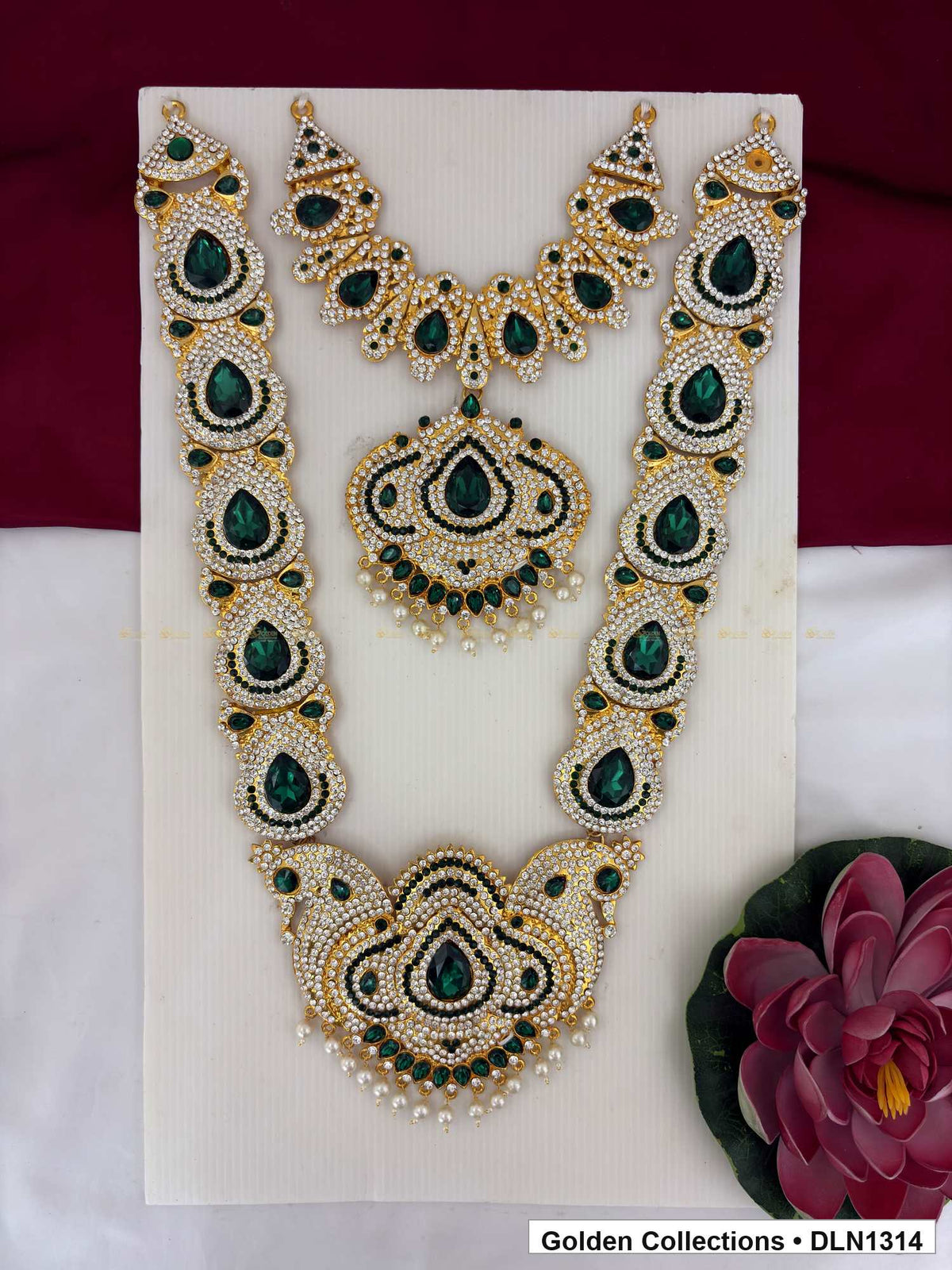 Dark Green Teardrop Paisley Deity Long Necklace for Idol Alankaram full product view for deity idol alankaram