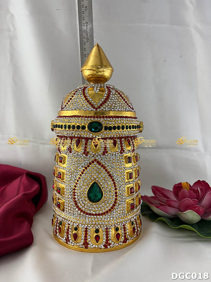 Shop Full Round Venkateshwara Swamy Crown. Gold-plated temple jewellery mukut with CZ & kempu stones for Balaji idols. Perfect for deity alankaram & festivals.