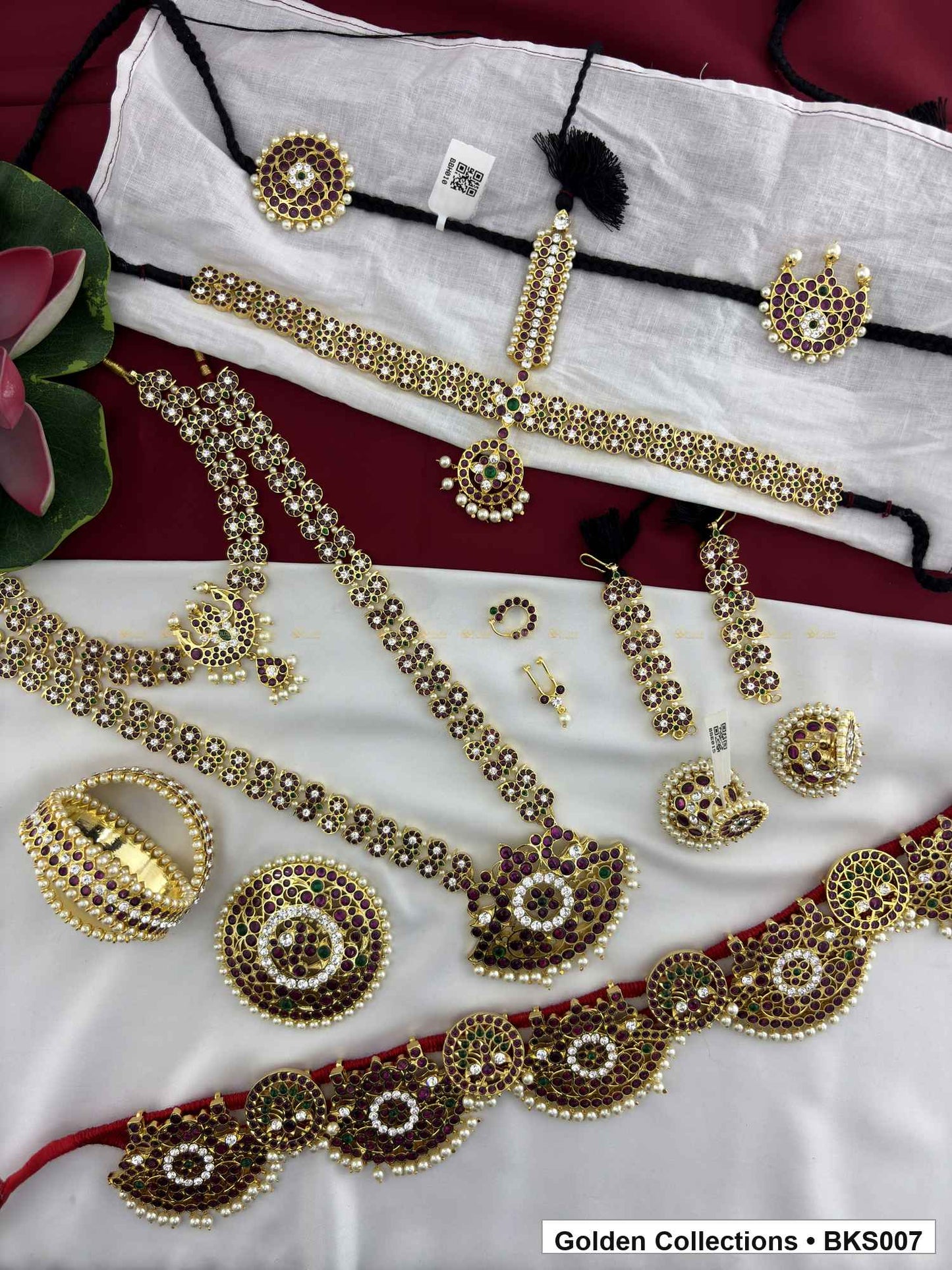 Nine-piece real kemp Bharatanatyam dance jewellery set with rakodi, belt and mattal additional view showing included classical dance jewellery pieces
