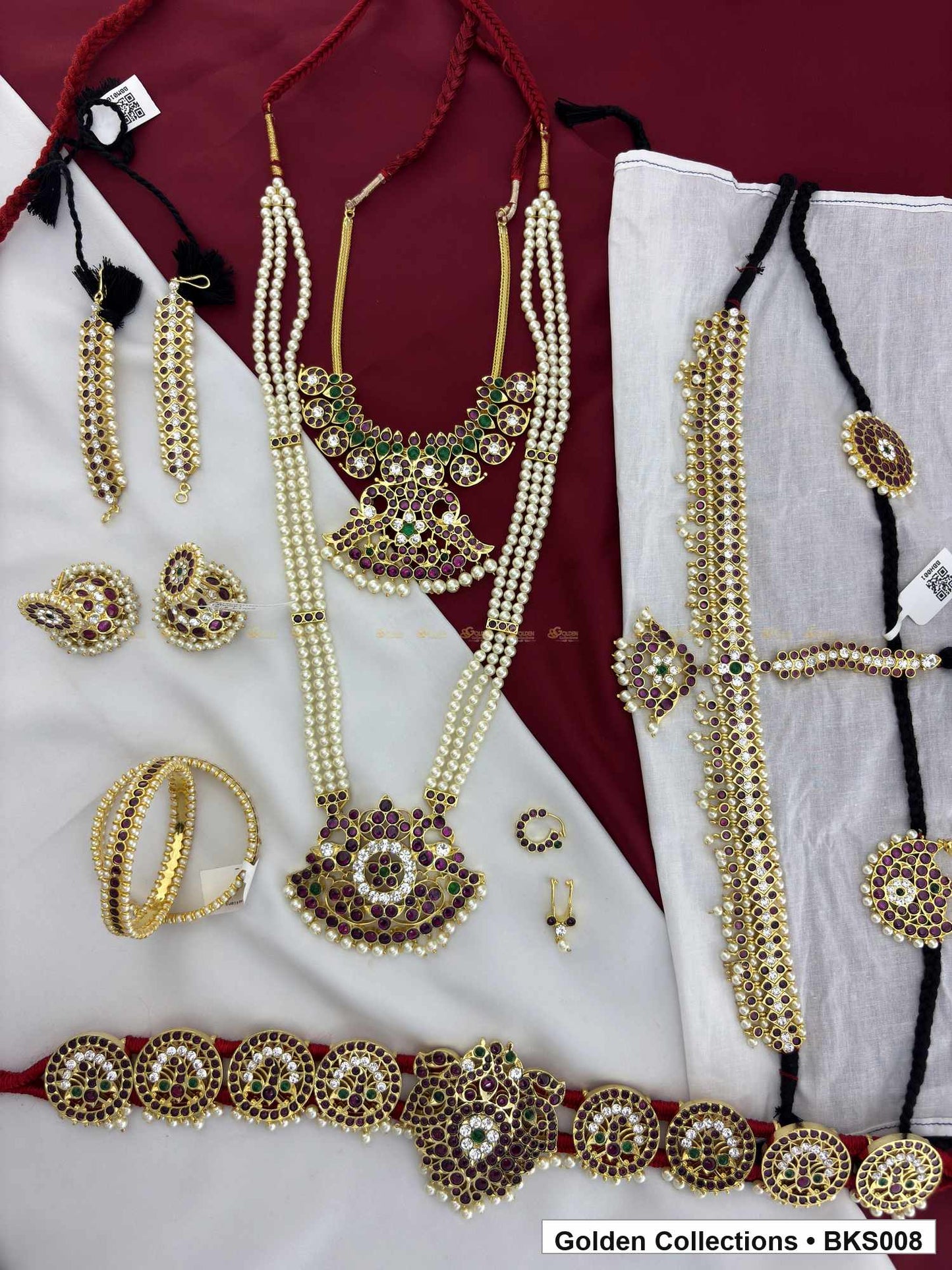 Eight-piece real kemp Bharatanatyam dance jewellery set with belt, mattal and bangles full set view