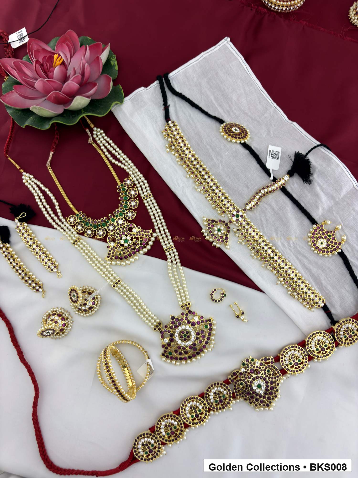 Eight-piece real kemp Bharatanatyam dance jewellery set with belt, mattal and bangles close view showing kemp stone work