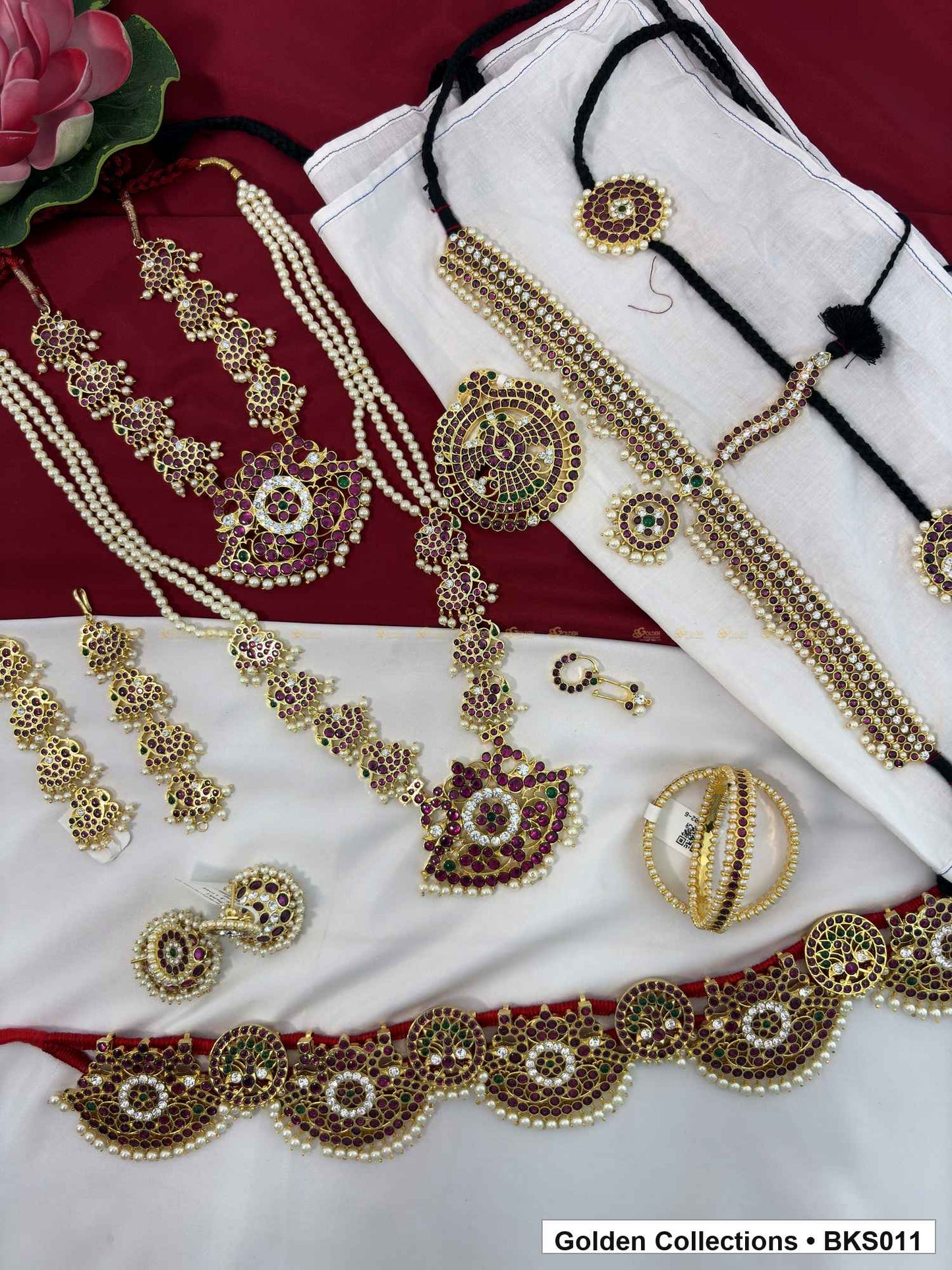 Nine-piece real kemp Bharatanatyam stage dance jewellery set with belt and rakodi close view showing kemp stone work
