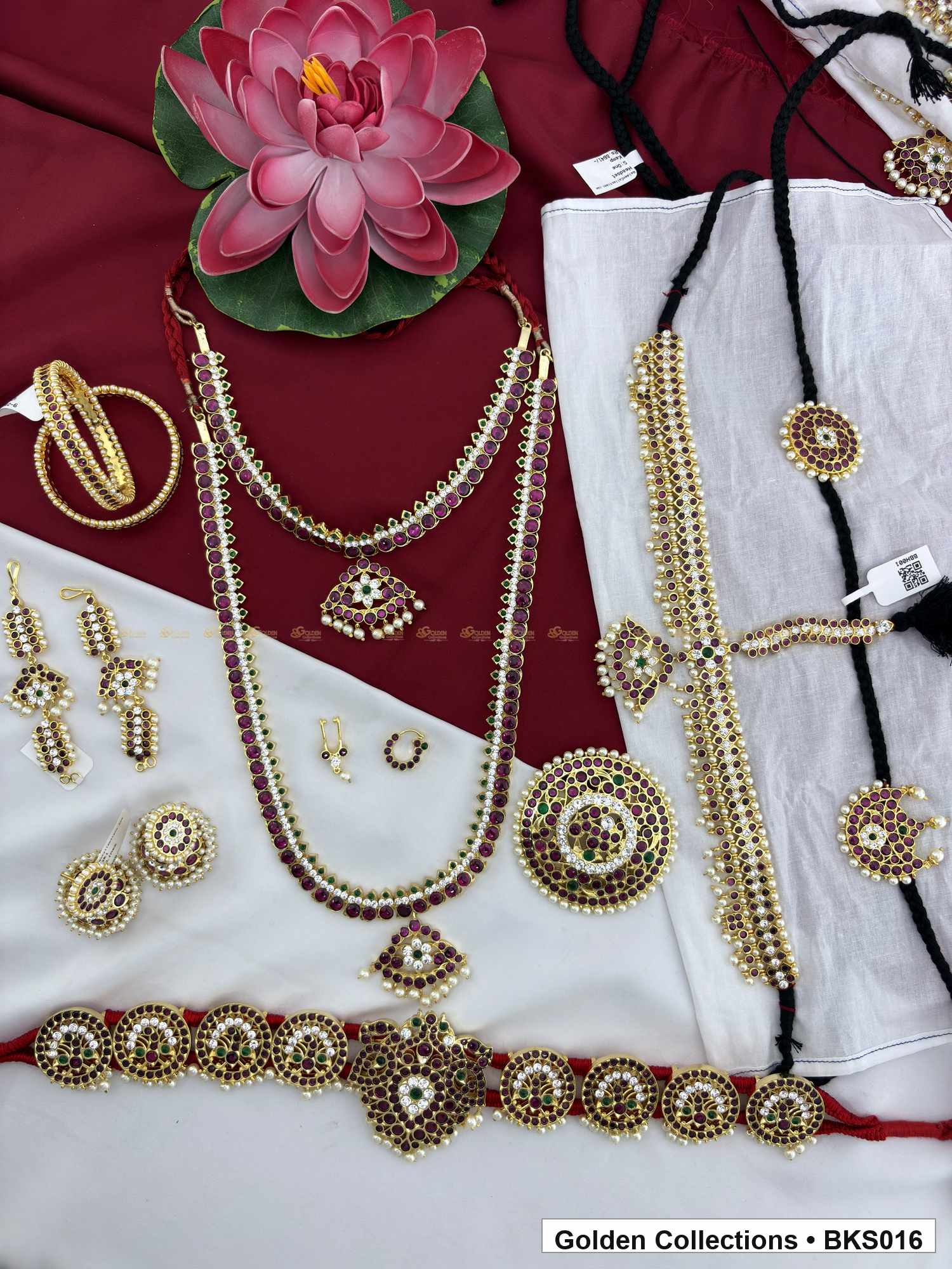 Nine-piece real kemp Bharatanatyam arangetram jewellery set with belt and rakodi full set view