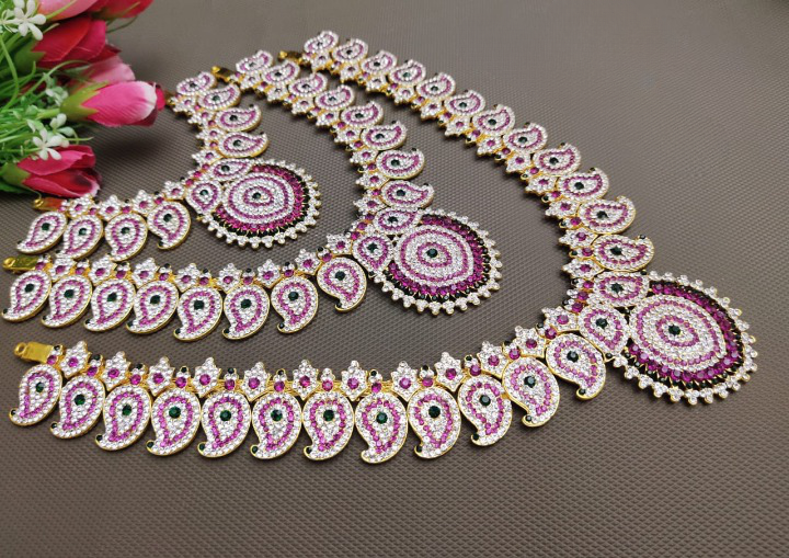  Hindu Goddess Amman Idol with Long Haram Necklace