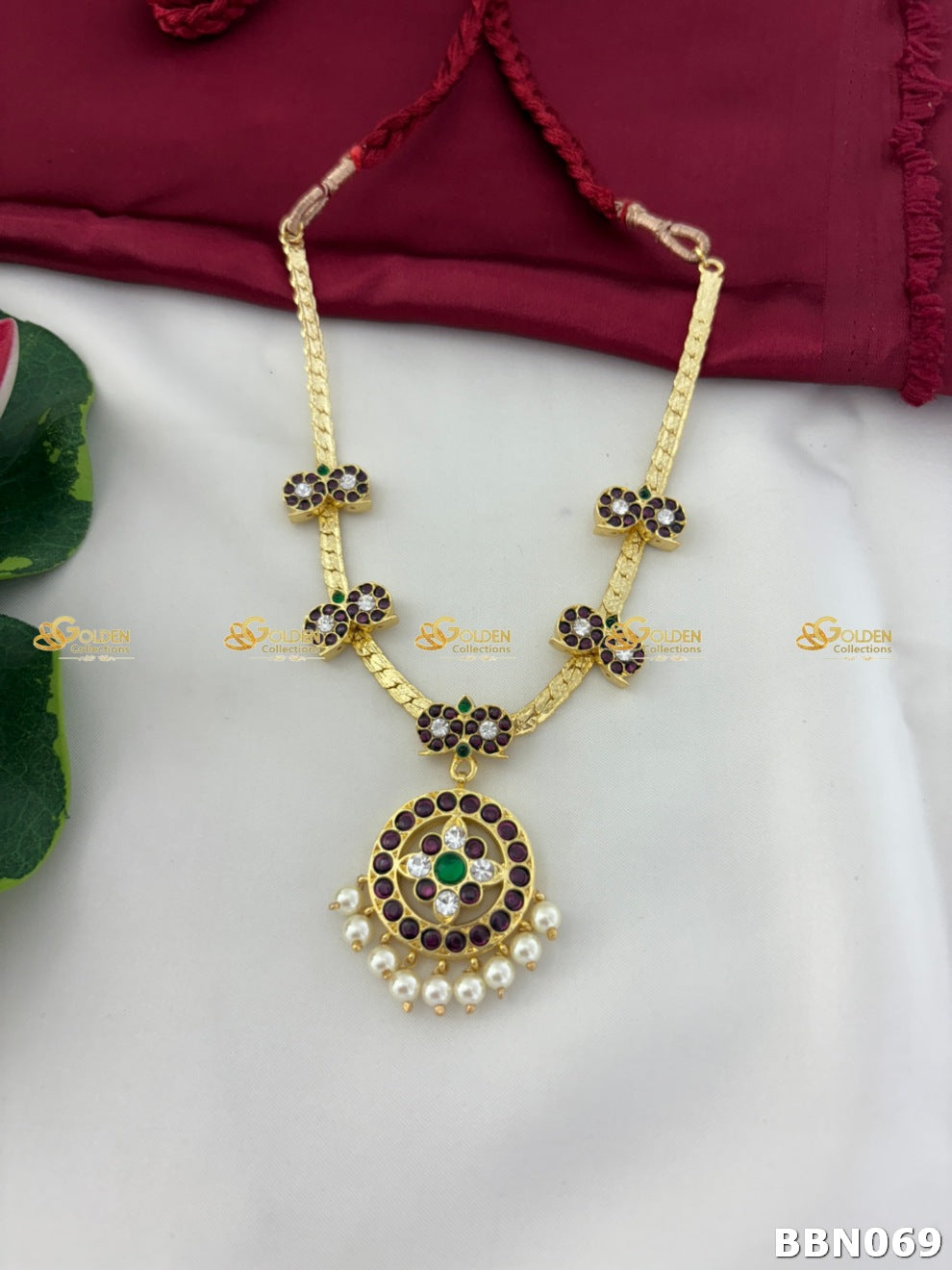 Kemp Short Necklace Floral Design | Bharatanatyam Temple Jewellery