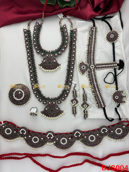 Kemp Black Bharatanatyam jewellery set: haram, necklace, headset, vaddanam, rakodi & ring. Perfect for Arangetram. Wholesale worldwide.