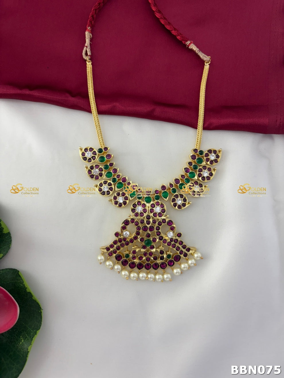 Kemp Mango Necklace with Pendant | Temple Jewellery for Bharatanatyam