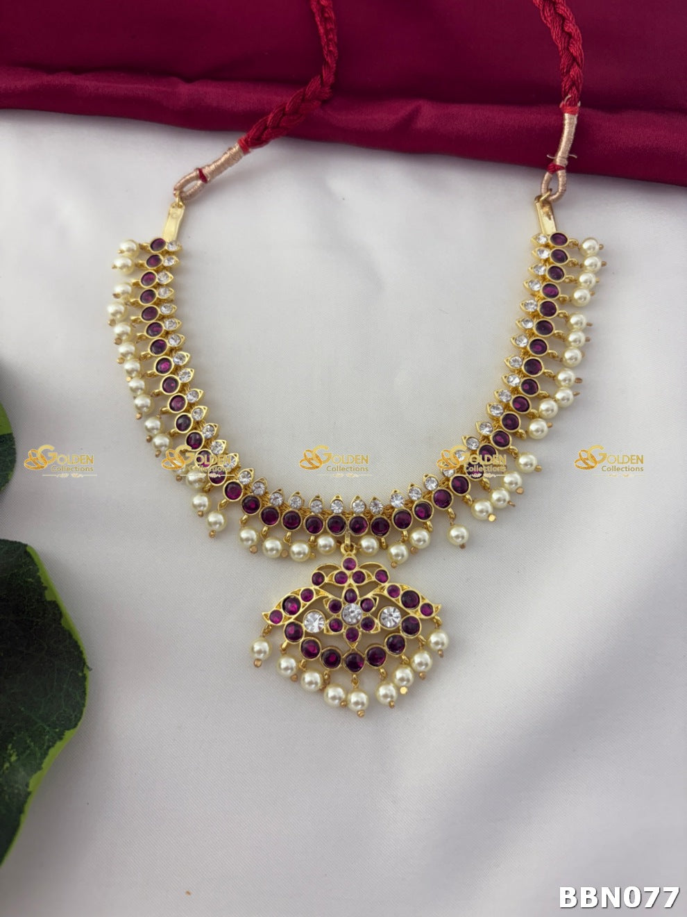 Kemp Stone Short Necklace with Pendant | Bharatanatyam Temple Jewellery
