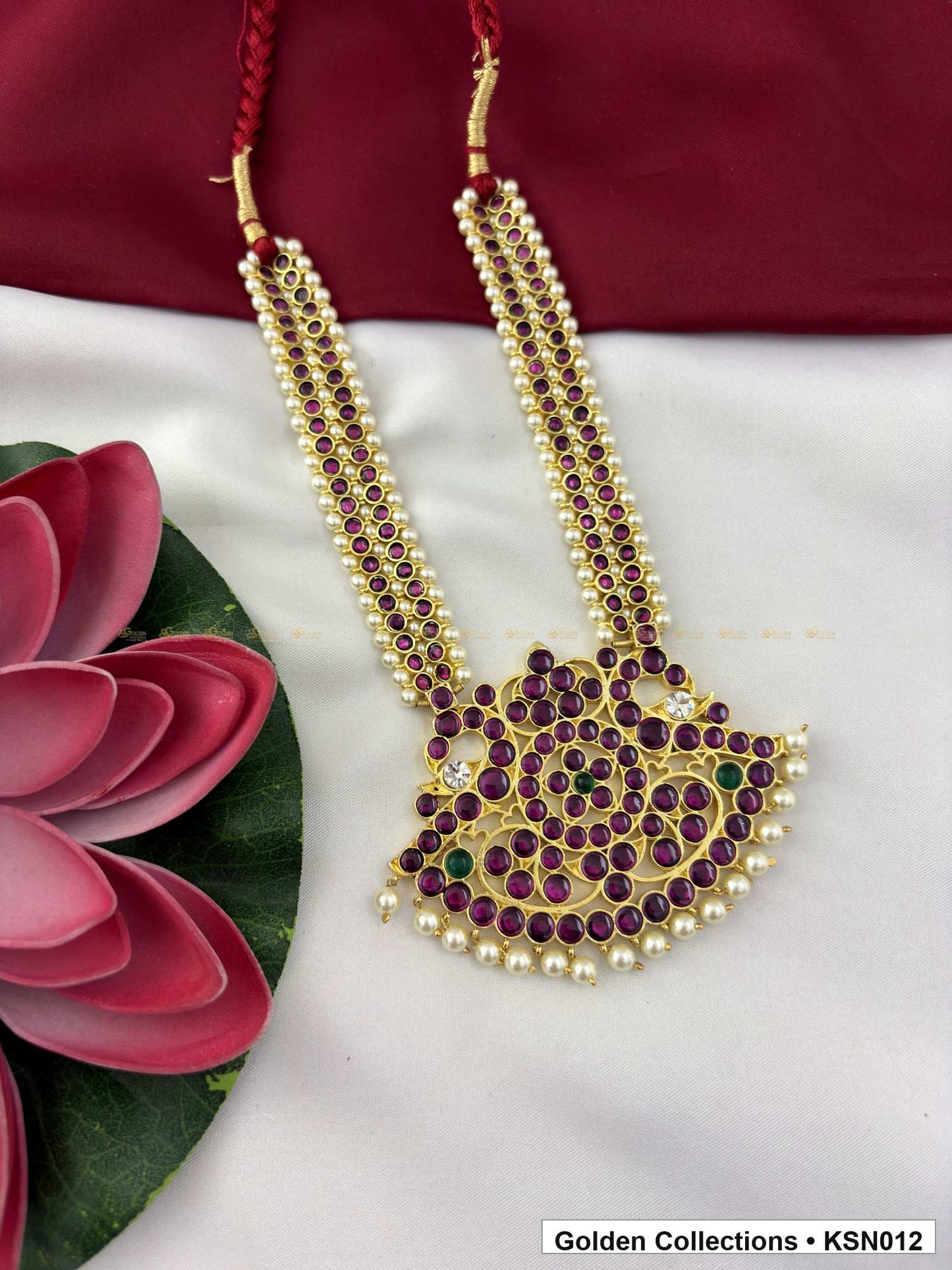 Angled product view of Mango Style Real Kemp Short Necklace with Pearl Border from Golden Collections