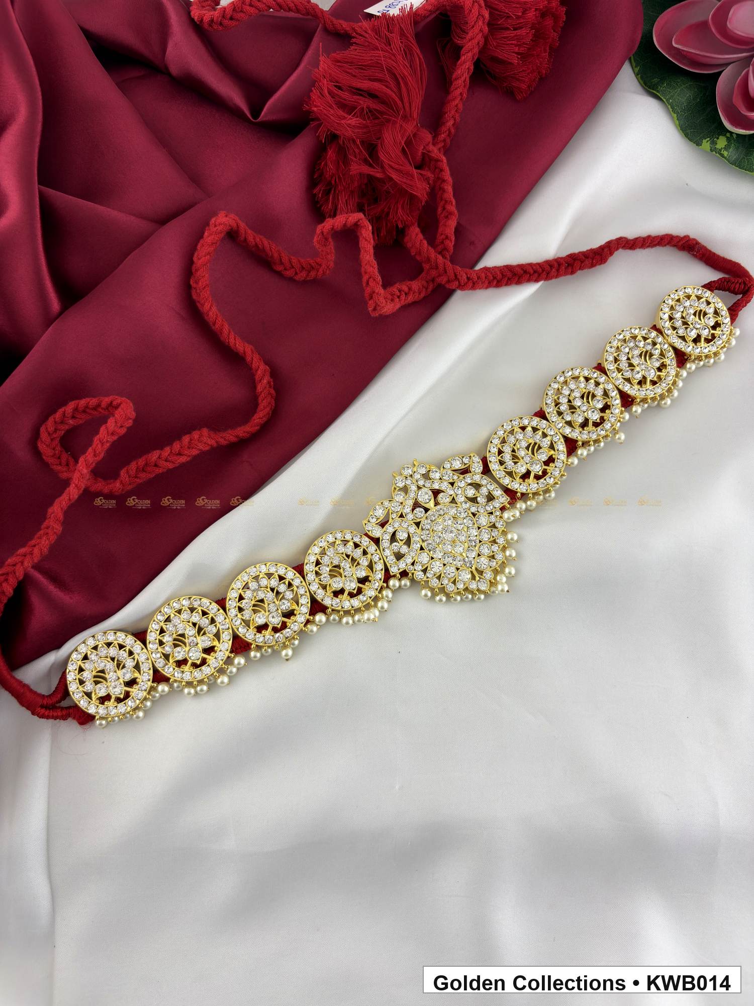 Additional product view of Pearl Medallion Real Kemp Vaddanam Waist Belt from Golden Collections