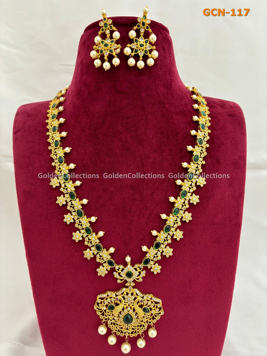 Simple Gold Necklace Design : Short Costume Pearl Necklace GoldenCollections 