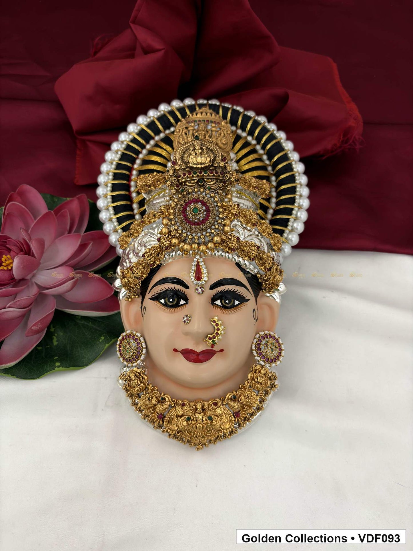Varalakshmi Tanjore Face with Red Circular Crown Detail and Temple Necklace full front view