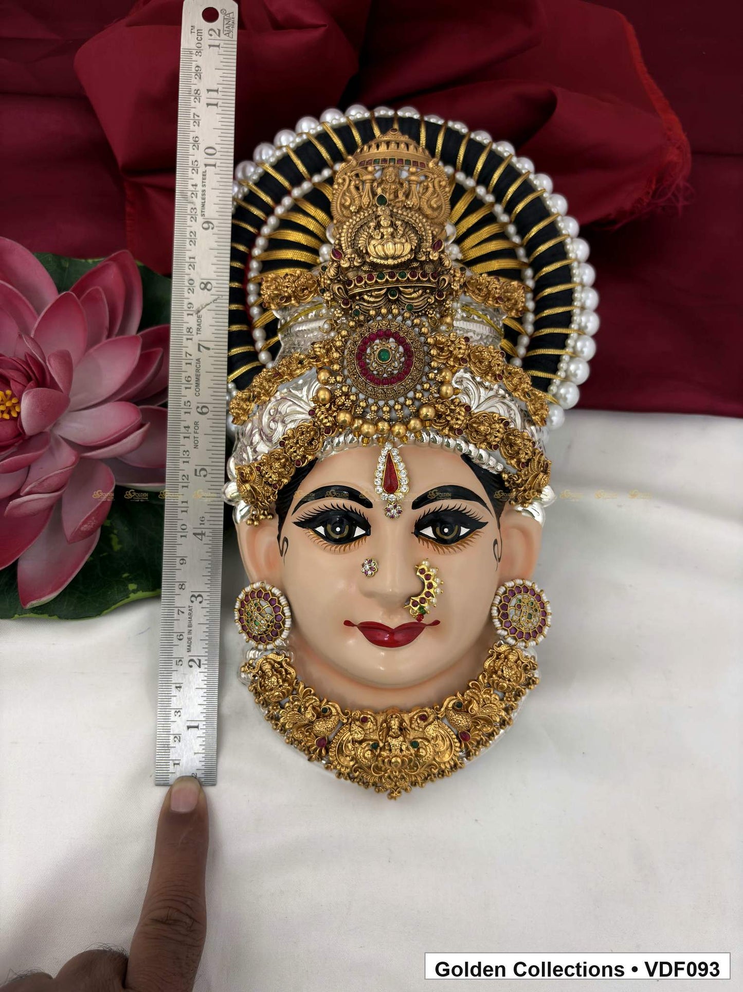 Varalakshmi Tanjore Face with Red Circular Crown Detail and Temple Necklace close-up detail view