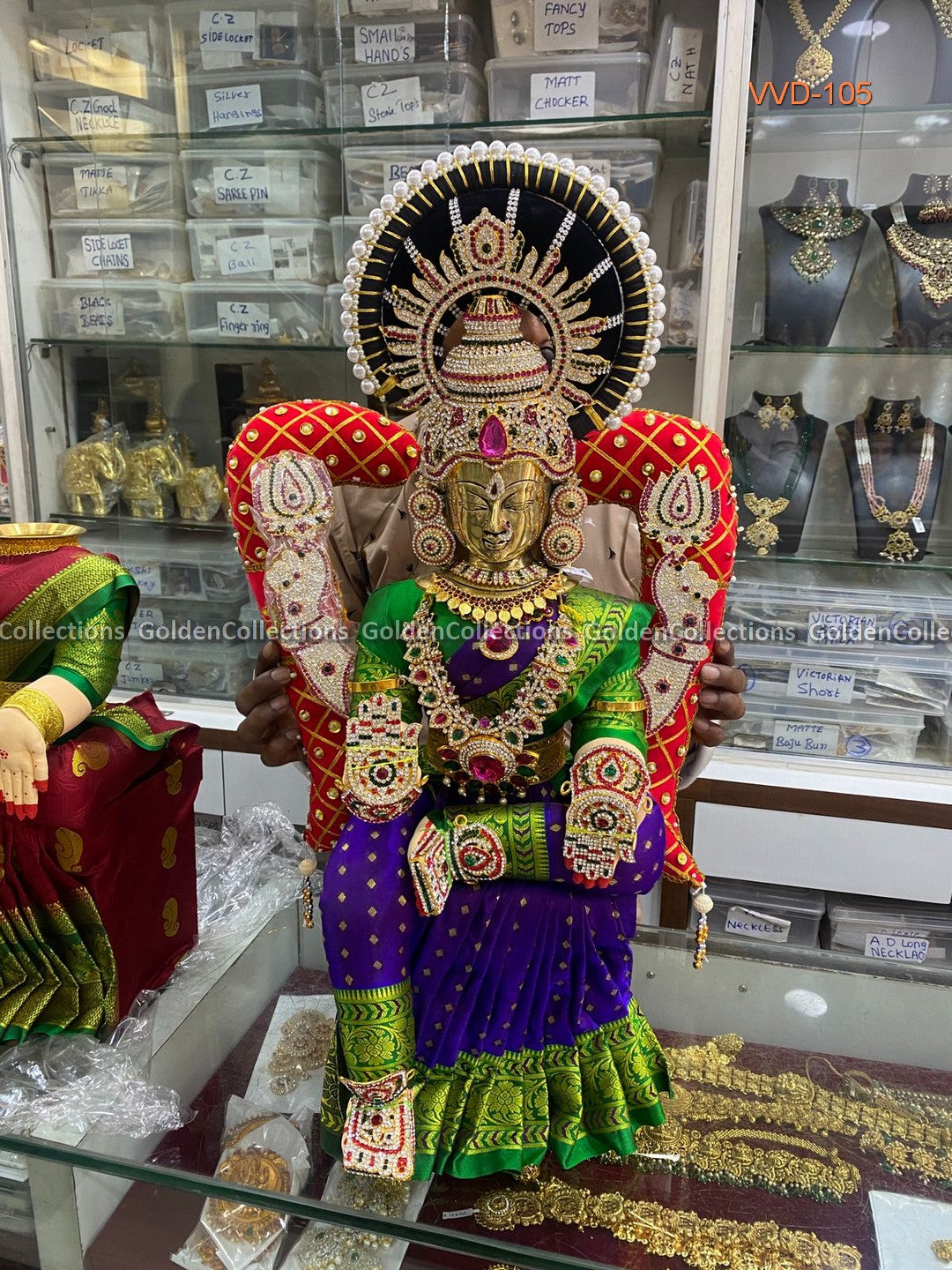 Goddess Lakshmi Idol For Varalakshmi Vratam Golden Collections goddess-lakshmi-idol-for-varalakshmi-vratam-golden-collections